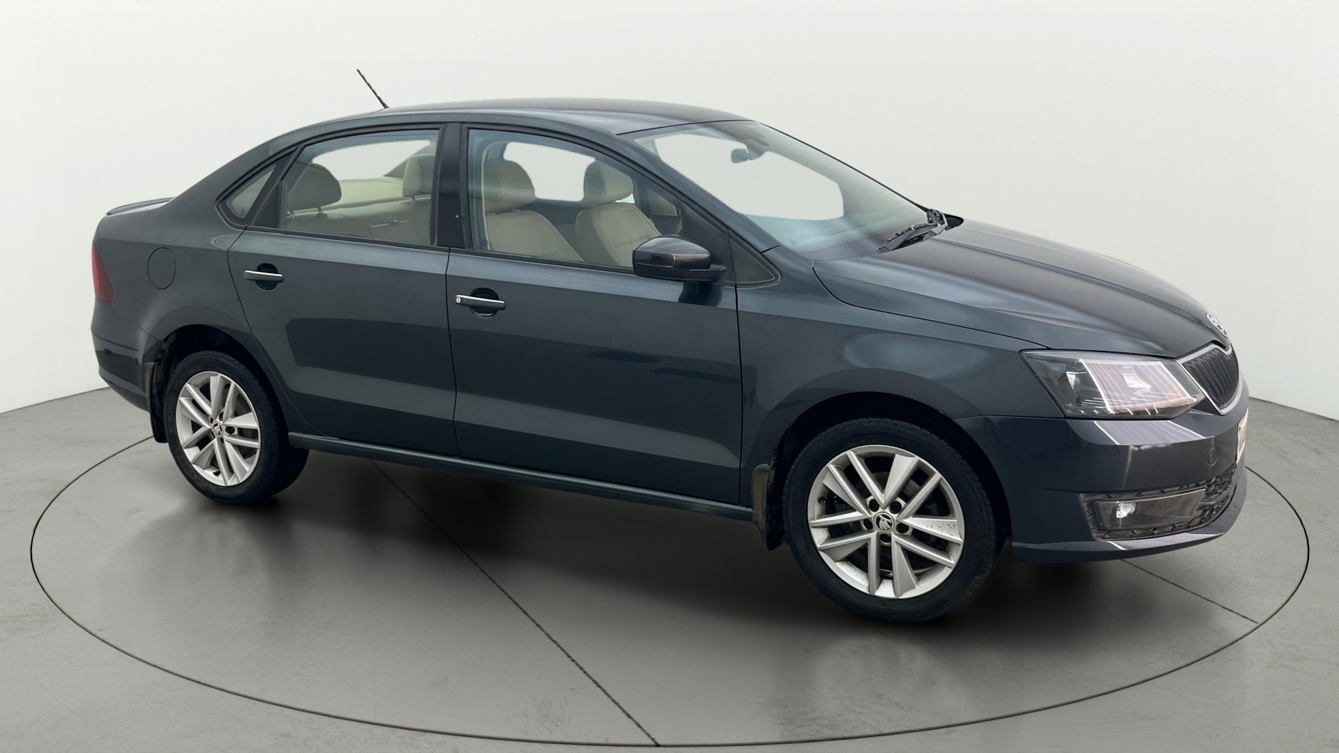 View 2017 Skoda Rapid 1.5 TDI CR Active BS IV Image 36 Used 2017 Skoda Rapid 1.5 TDI CR Active BS IV Image 36