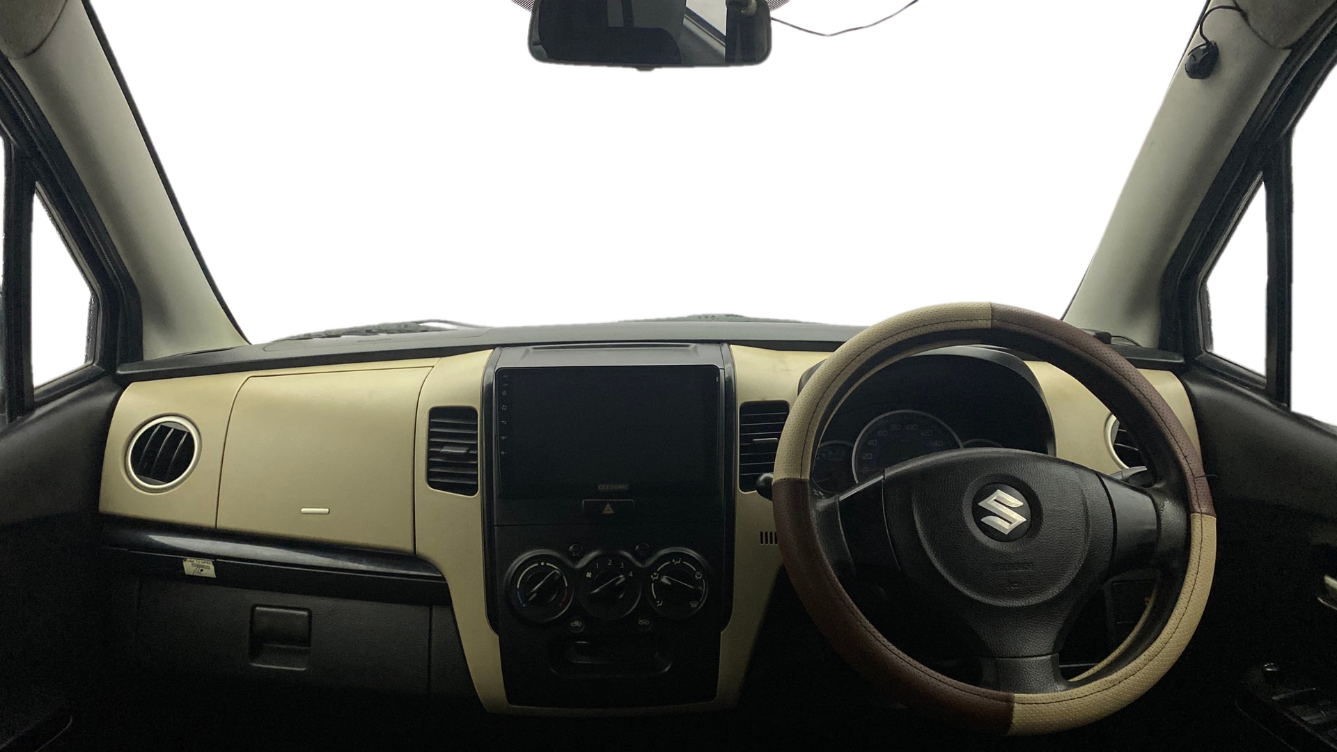 View 2017 Maruti Suzuki 1000 Base Variant Image 15 Used 2017 Maruti Suzuki 1000 Base Variant Image 15