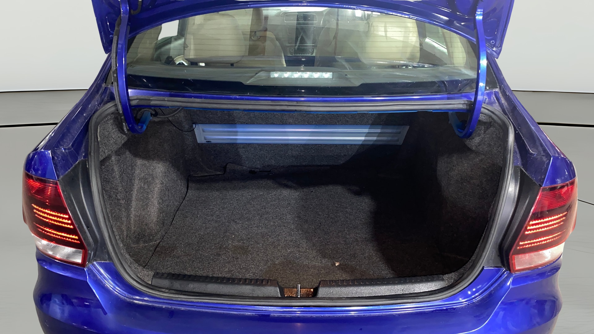 View 2020 Volkswagen Vento 1.0 L TSI Highline Petrol Image 37 Used 2020 Volkswagen Vento 1.0 L TSI Highline Petrol Image 37
