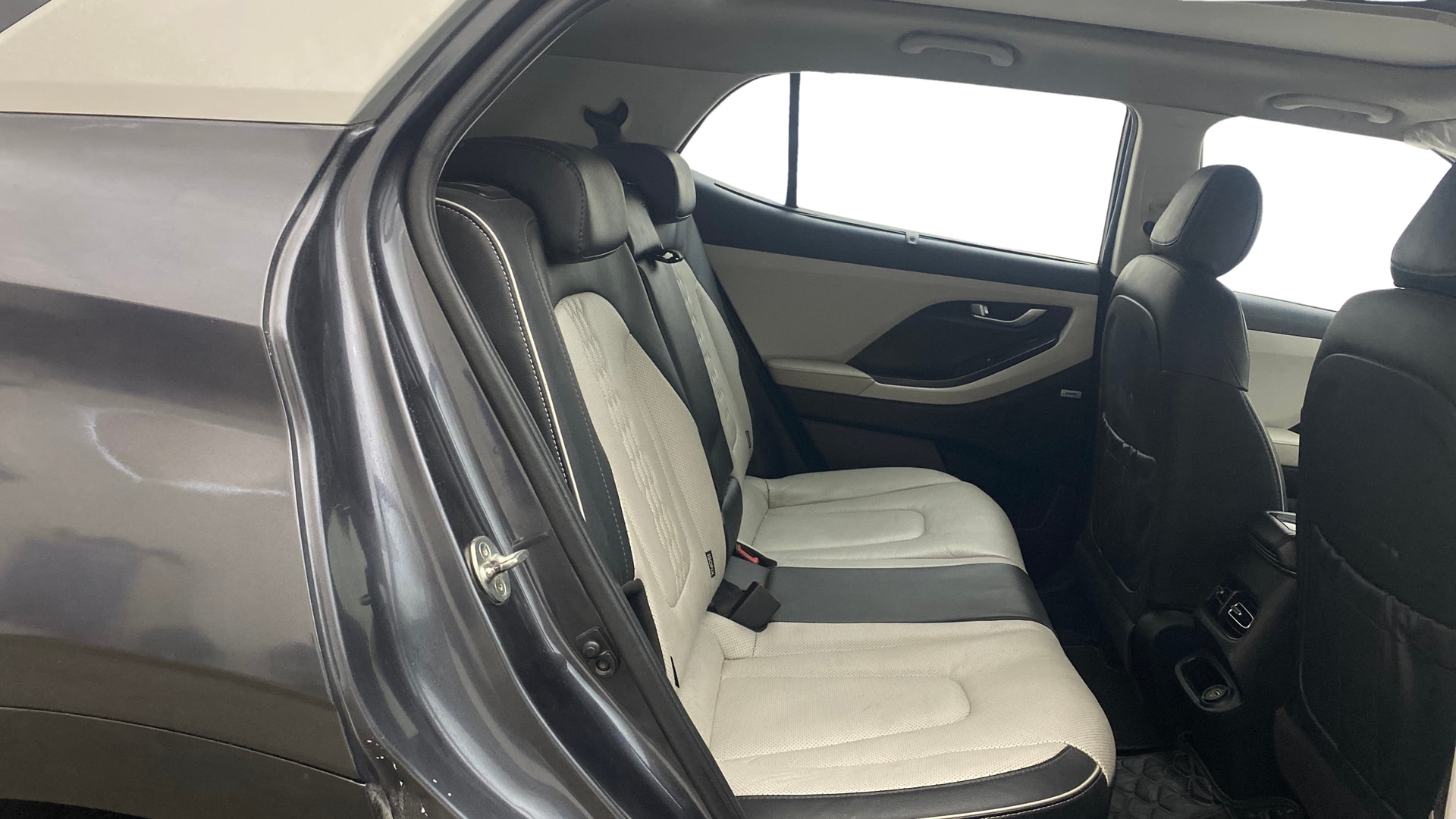 View 2021 Hyundai Creta 1.4 E Diesel Image 37 Used 2021 Hyundai Creta 1.4 E Diesel Image 37