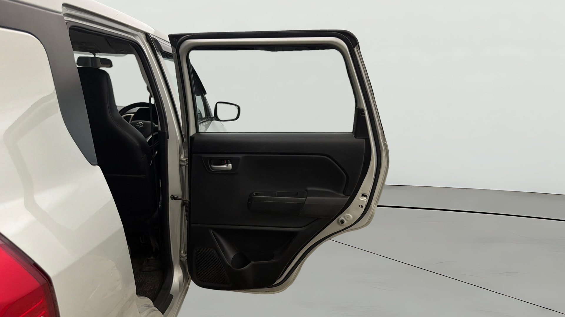 View 2020 Maruti Suzuki 1000 Base Variant Image 7 Used 2020 Maruti Suzuki 1000 Base Variant Image 7