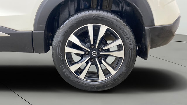 View Nissan Kicks Image 11 Used Nissan Kicks Image 11