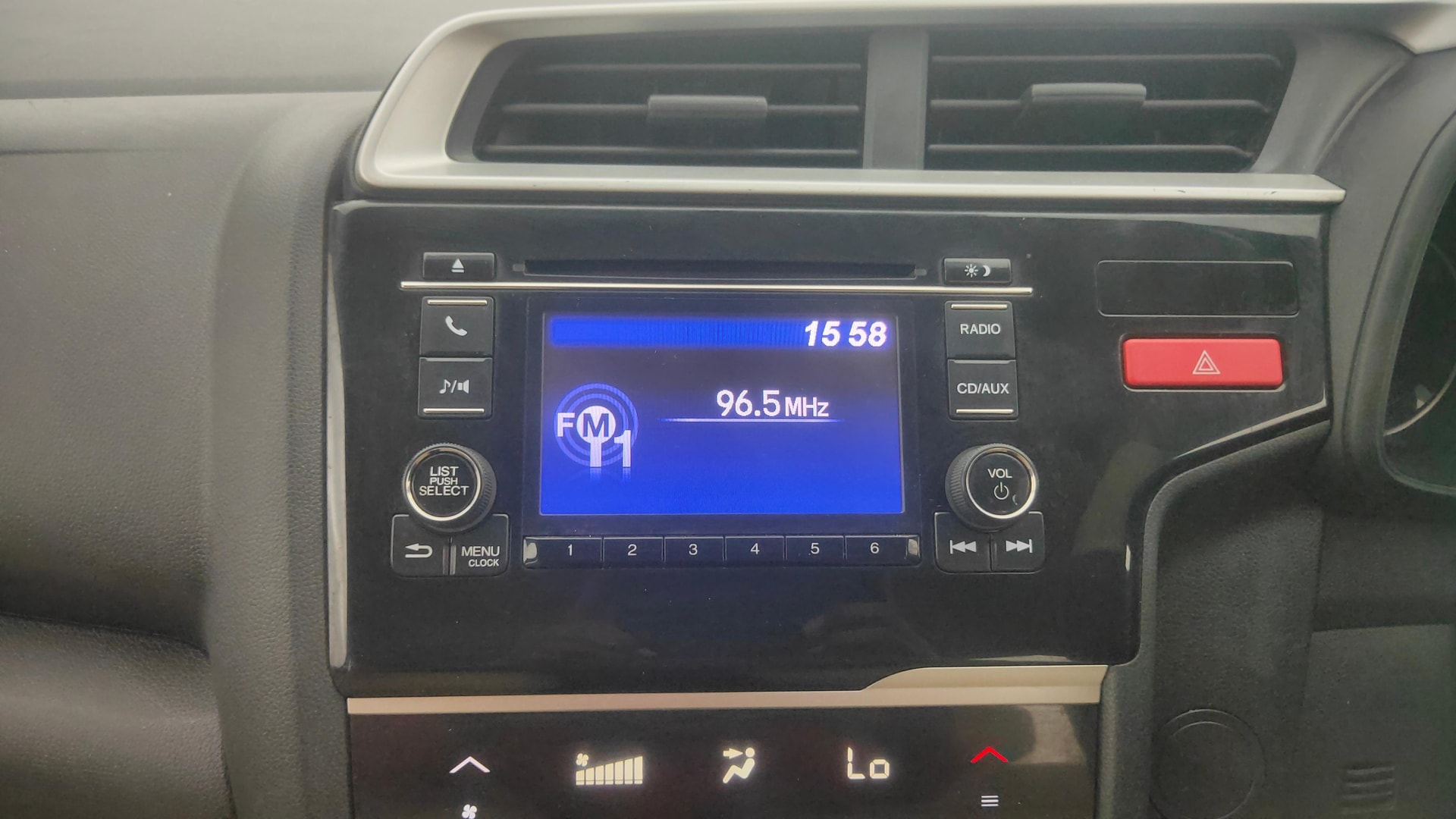 View 2016 Honda Jazz E MT Diesel Image 17 Used 2016 Honda Jazz E MT Diesel Image 17