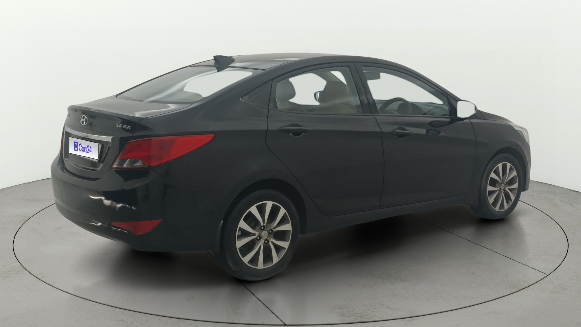 View 2017 Hyundai Verna 1.6 VTVT SX Image 42 Used 2017 Hyundai Verna 1.6 VTVT SX Image 42