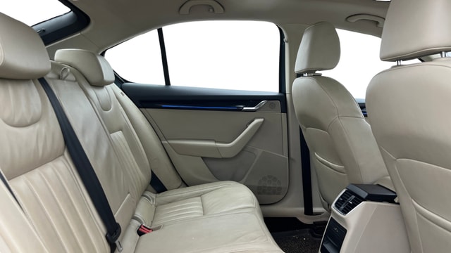 View Skoda Octavia Image 30 Used Skoda Octavia Image 30