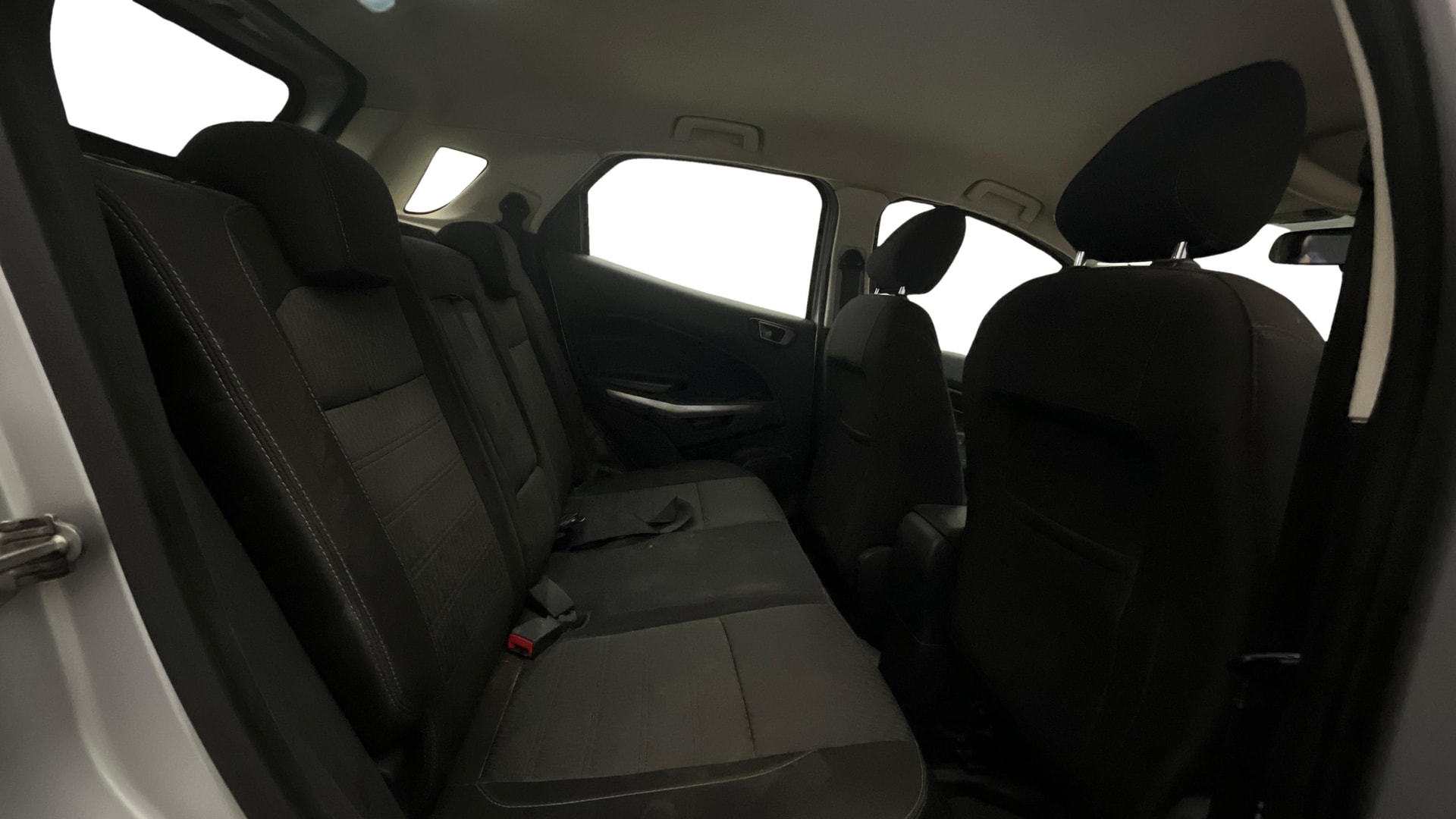 View 2019 Ford EcoSport 1.5 TDCi Diesel Ambiente BS IV Image 36 Used 2019 Ford EcoSport 1.5 TDCi Diesel Ambiente BS IV Image 36