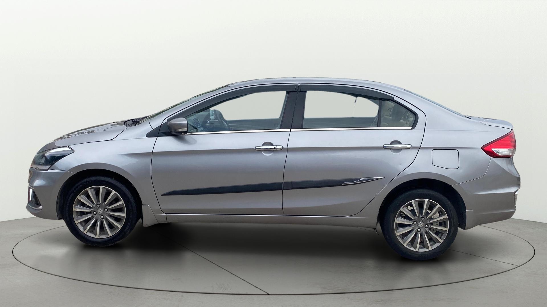 View 2021 Maruti Suzuki 1000 Base Variant Image 6 Used 2021 Maruti Suzuki 1000 Base Variant Image 6