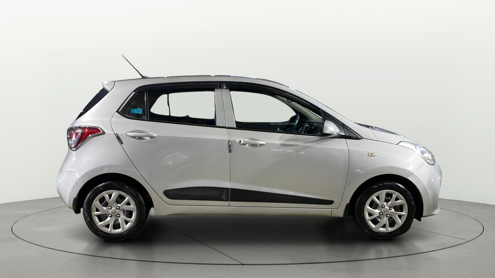 Used 2018 Hyundai Grand i10 Used 2018 Hyundai Grand i10