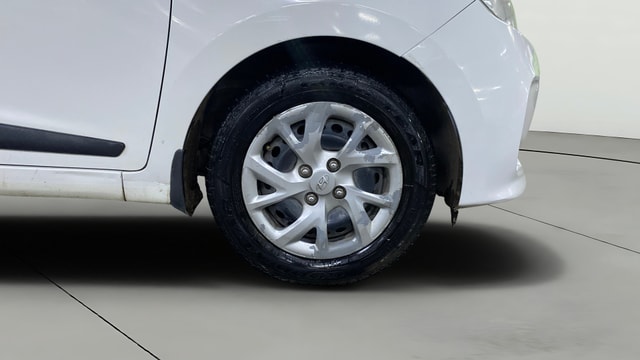 View Hyundai Grand i10 Image 39 Used Hyundai Grand i10 Image 39