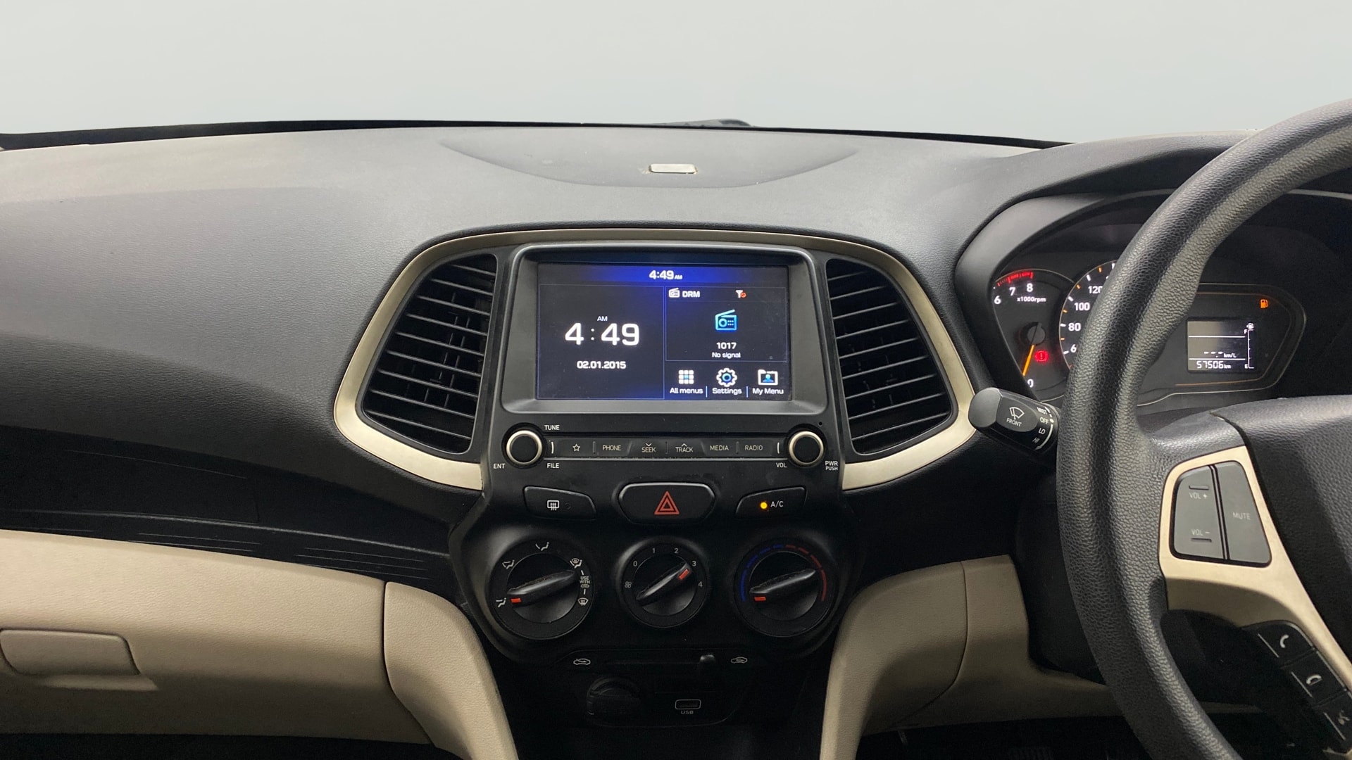 View 2019 Hyundai New Santro D-Lite Petrol Image 17 Used 2019 Hyundai New Santro D-Lite Petrol Image 17
