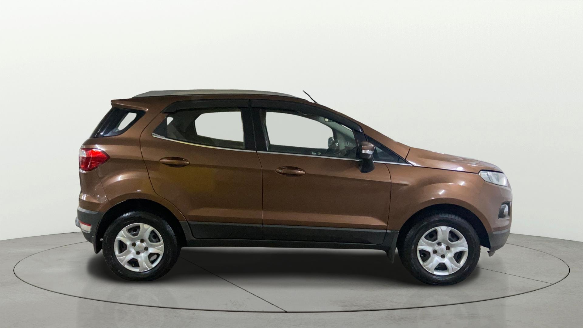 View 2017 Ford EcoSport 1.5 TDCi Diesel Ambiente BS IV Image 8 Used 2017 Ford EcoSport 1.5 TDCi Diesel Ambiente BS IV Image 8