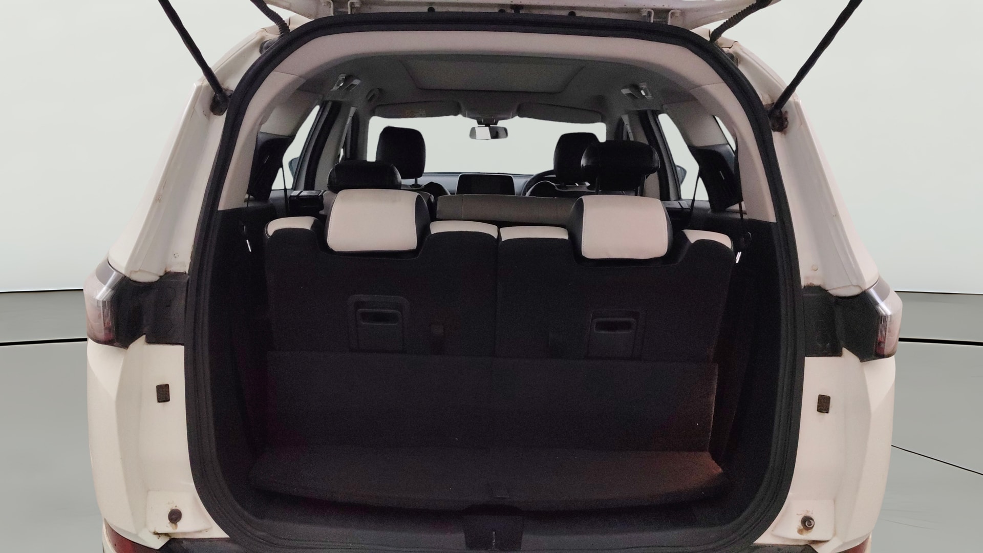 Used 2021 Tata Safari Used 2021 Tata Safari
