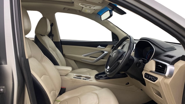 View MG Hector Image 18 Used MG Hector Image 18