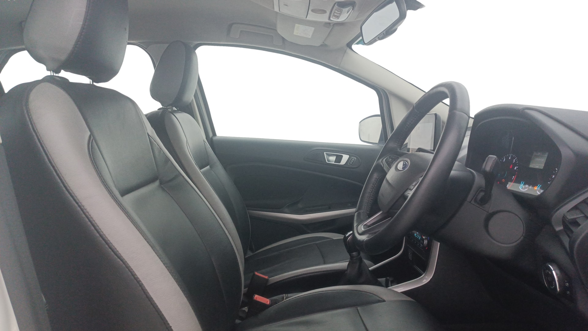 View 2018 Ford EcoSport 1.5 TDCi Diesel Ambiente BS IV Image 27 Used 2018 Ford EcoSport 1.5 TDCi Diesel Ambiente BS IV Image 27