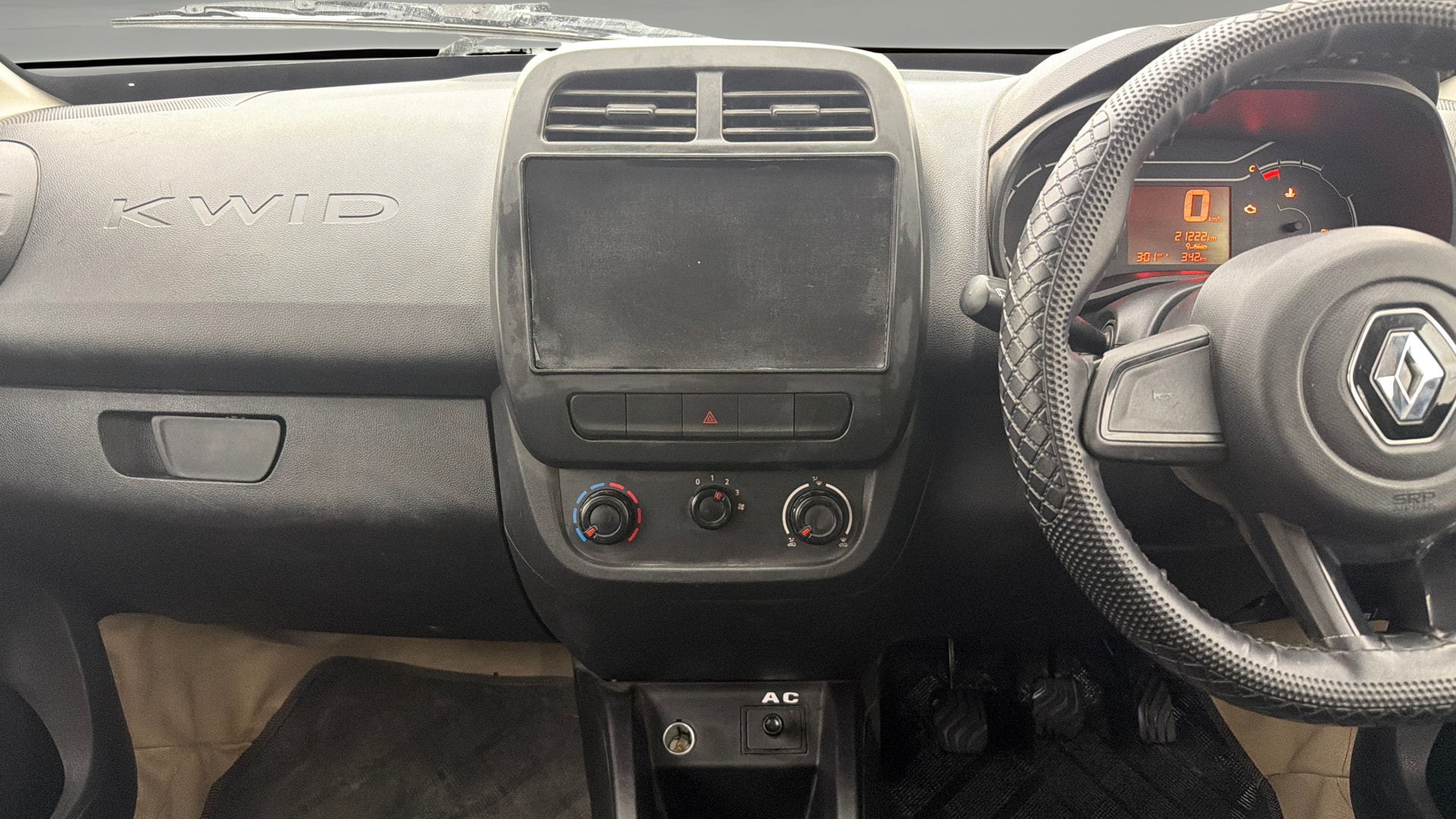 View 2021 Renault Kwid STD Image 17 Used 2021 Renault Kwid STD Image 17