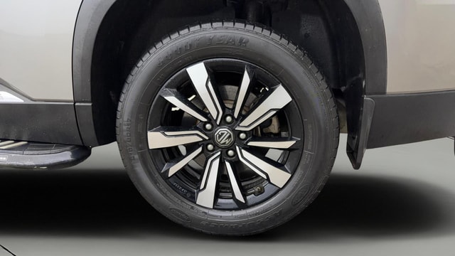 View MG Hector Plus Image 8 Used MG Hector Plus Image 8