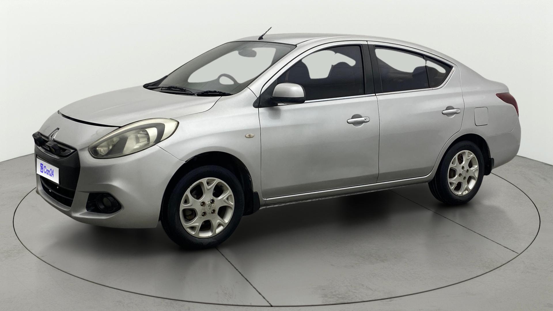 View 2013 Renault Scala RxZ Diesel Image 36 Used 2013 Renault Scala RxZ Diesel Image 36