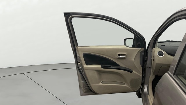 View Maruti Suzuki 1000 Image 30 Used Maruti Suzuki 1000 Image 30