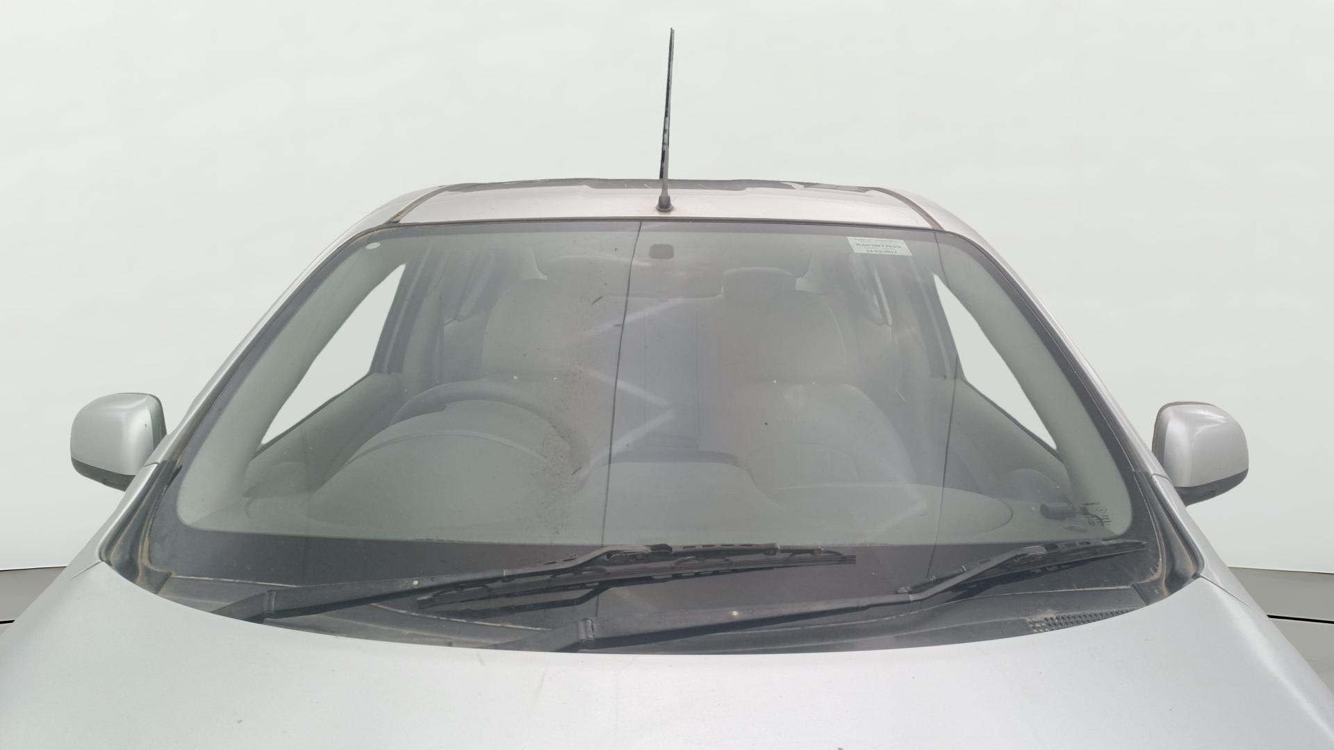 View 2014 Renault Scala RxL Diesel Image 35 Used 2014 Renault Scala RxL Diesel Image 35