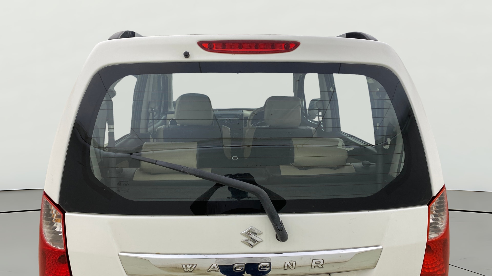 View 2017 Maruti Suzuki 1000 Base Variant Image 3 Used 2017 Maruti Suzuki 1000 Base Variant Image 3