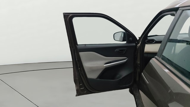 View Nissan Magnite Image 30 Used Nissan Magnite Image 30