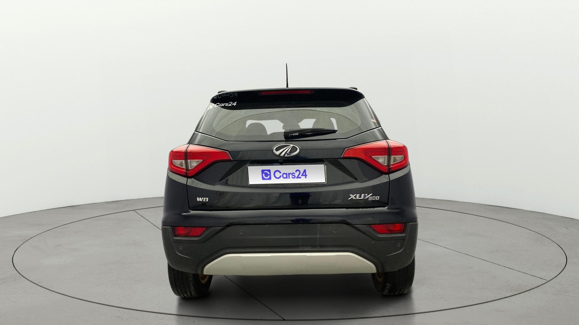 View 2021 Mahindra XUV300 W4 Petrol BS IV Image 43 Used 2021 Mahindra XUV300 W4 Petrol BS IV Image 43