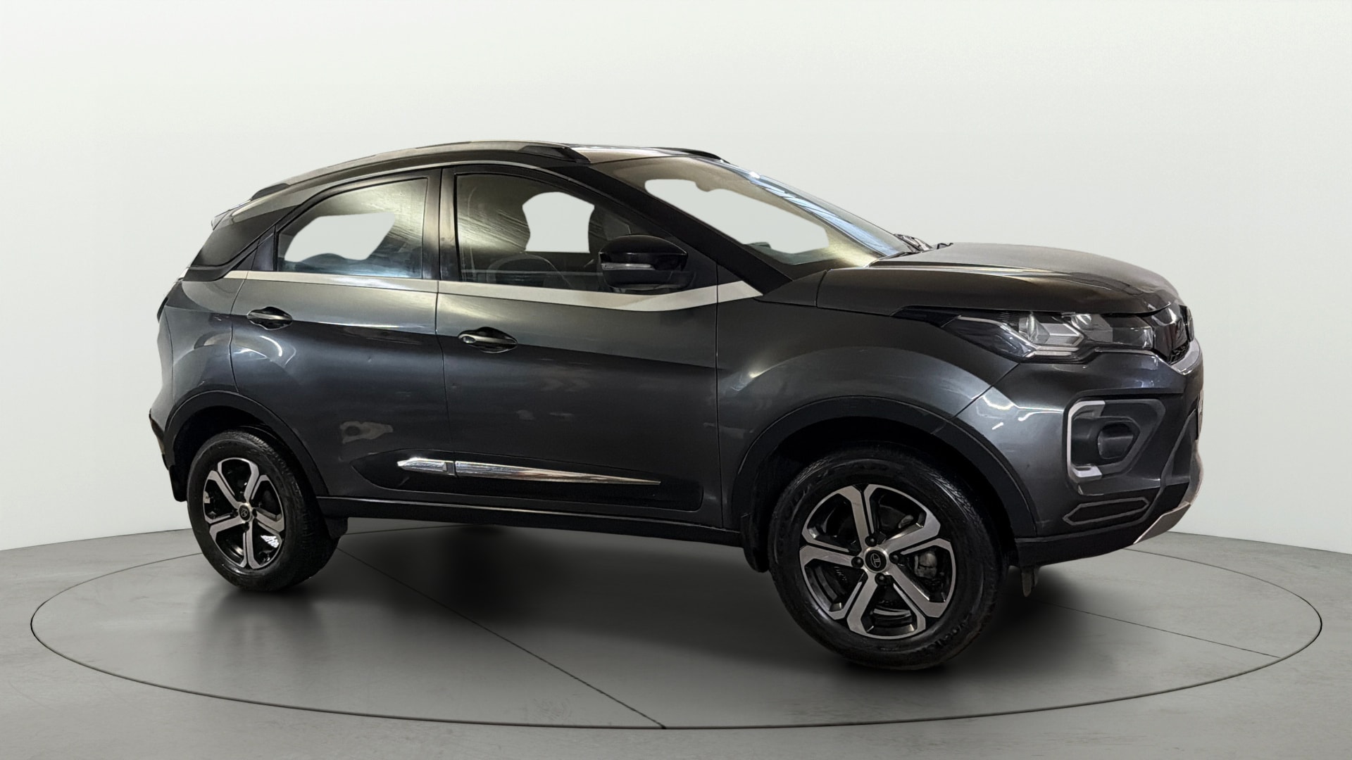 View 2022 Tata Nexon Revotron XE Image 37 Used 2022 Tata Nexon Revotron XE Image 37