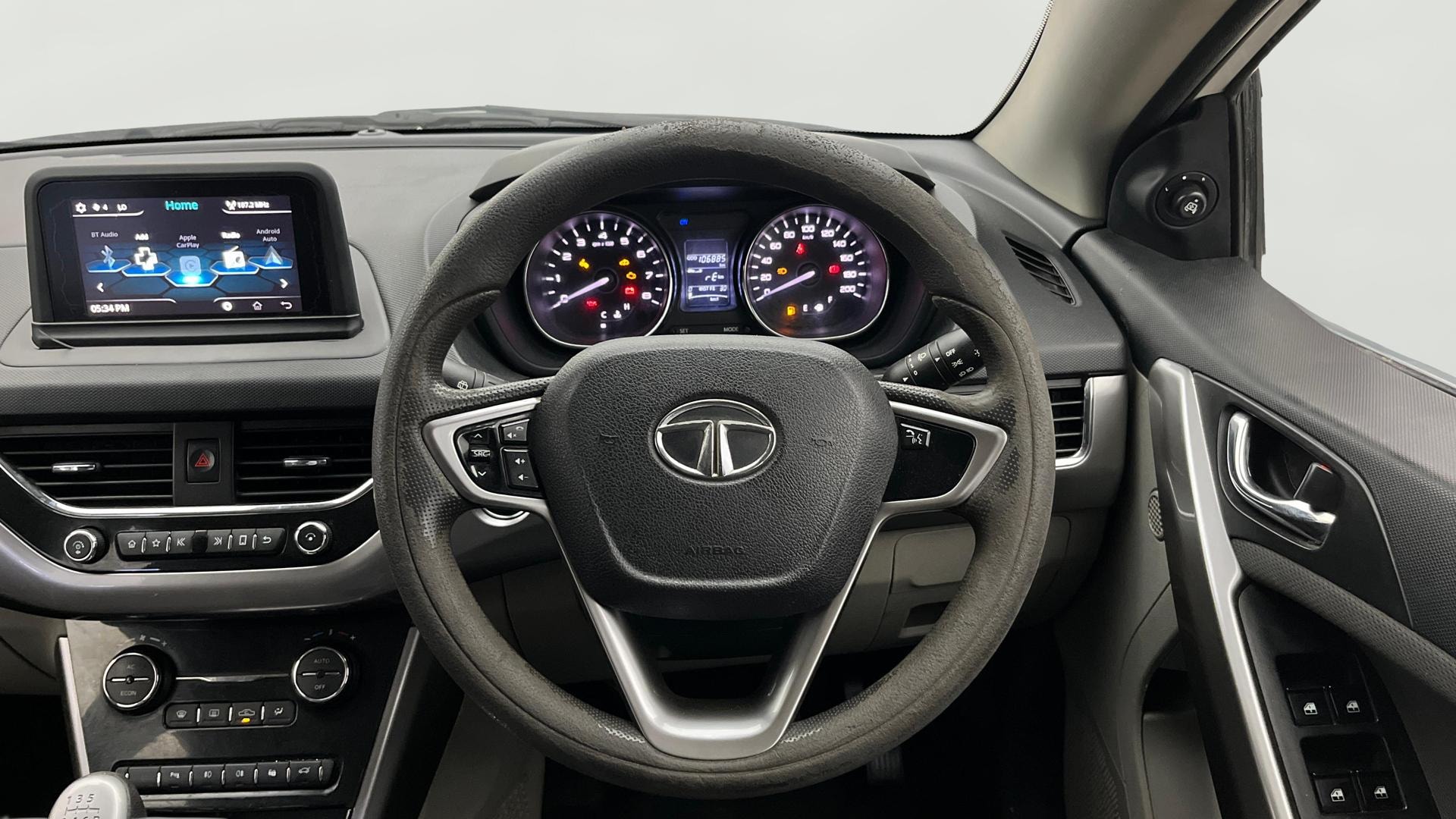 View 2018 Tata Nexon Revotron XE Image 20 Used 2018 Tata Nexon Revotron XE Image 20