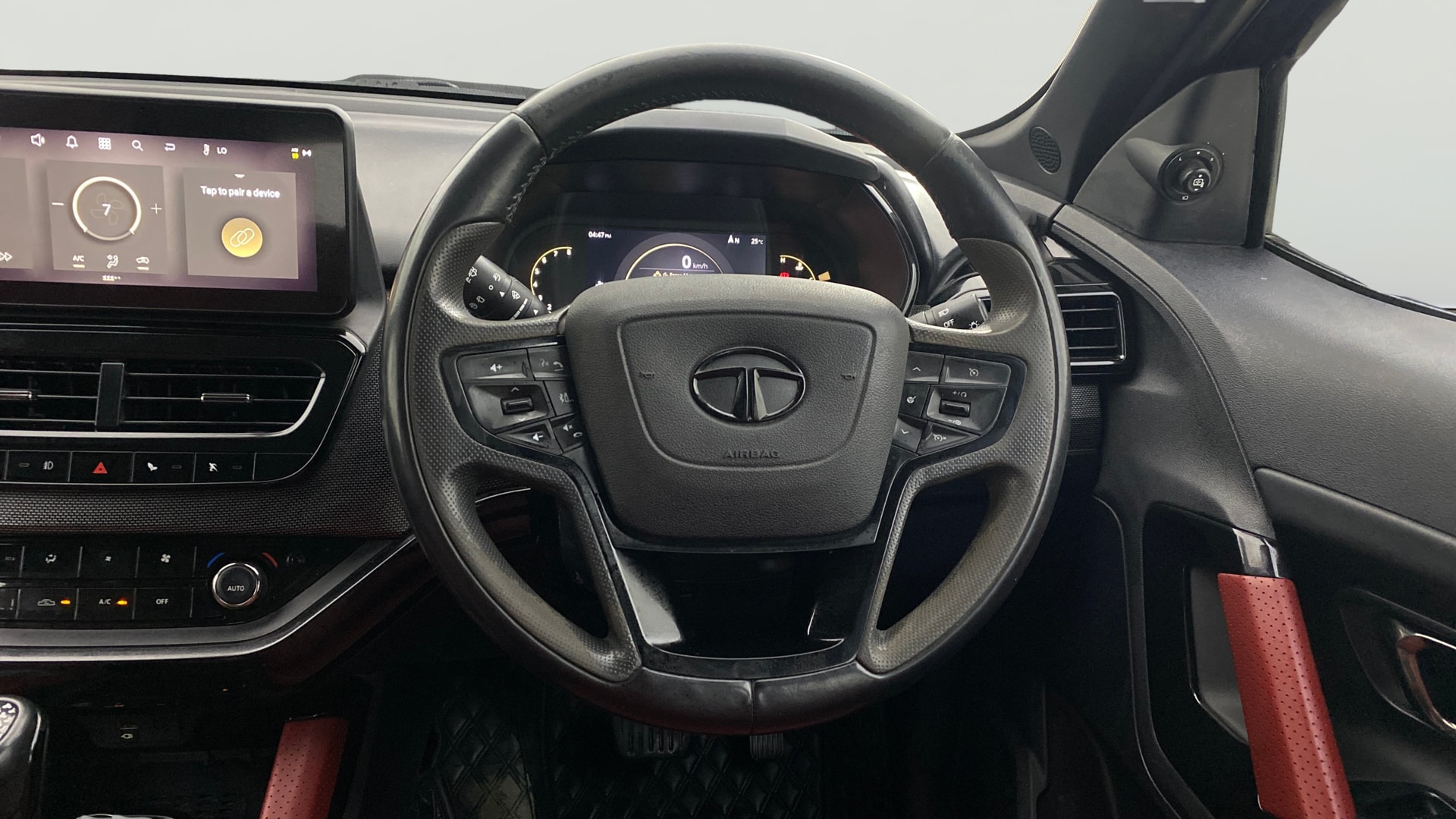 View 2023 Tata Harrier XE Image 12 Used 2023 Tata Harrier XE Image 12