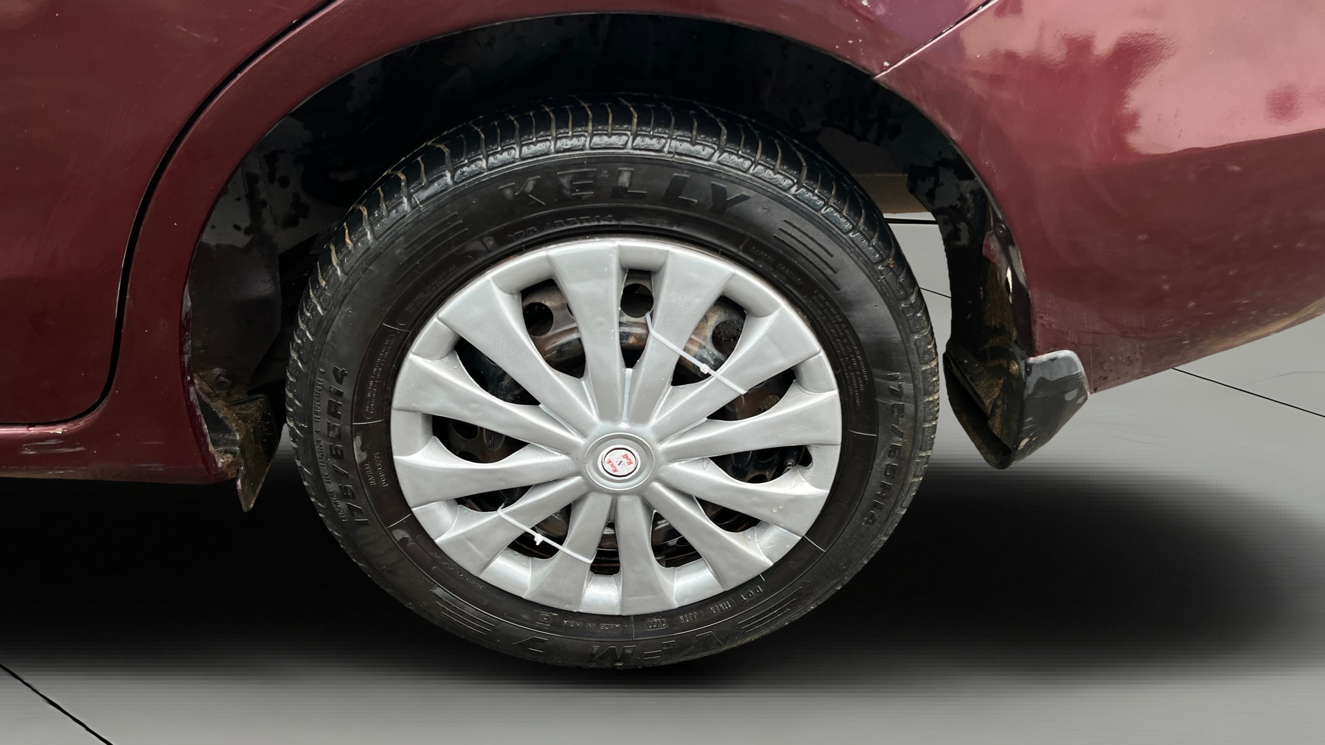 View 2014 Honda Amaze E MT Petrol BS IV Image 7 Used 2014 Honda Amaze E MT Petrol BS IV Image 7