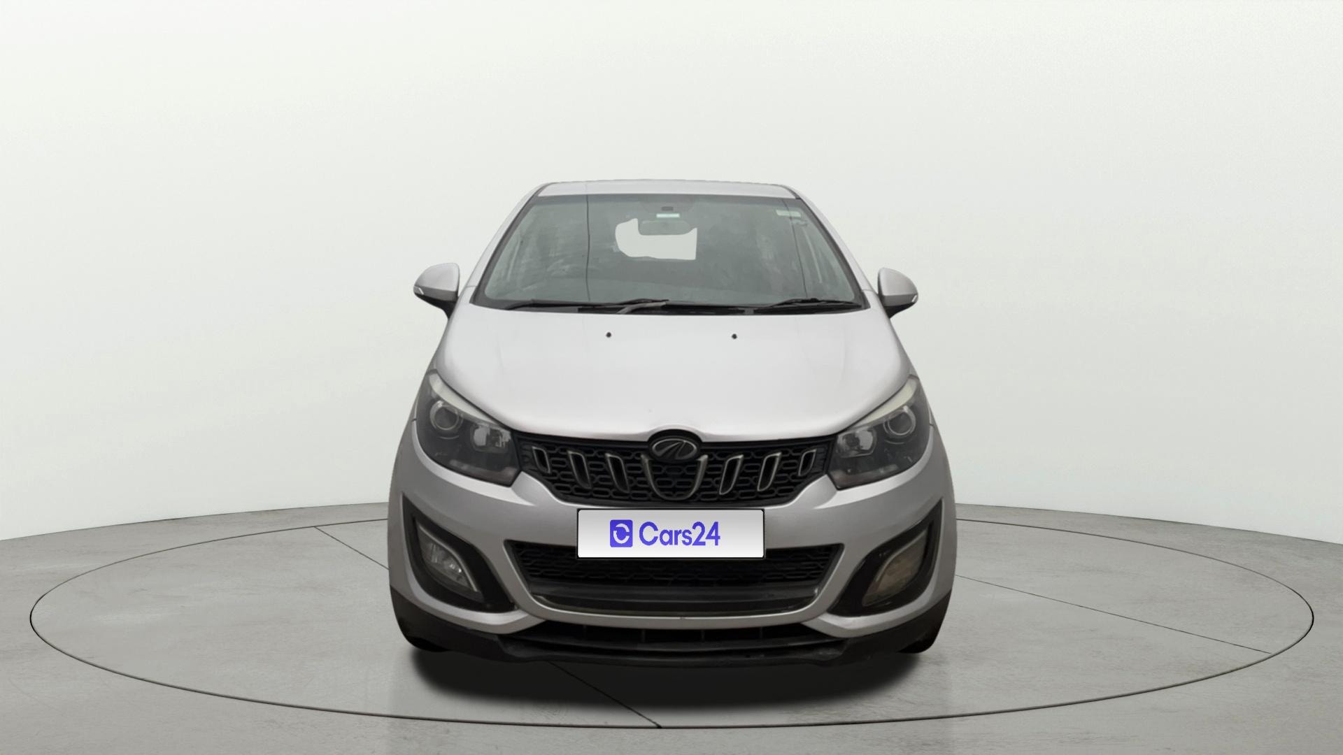 View 2019 Mahindra Marazzo M6 7-Seater Image 1 Used 2019 Mahindra Marazzo M6 7-Seater Image 1