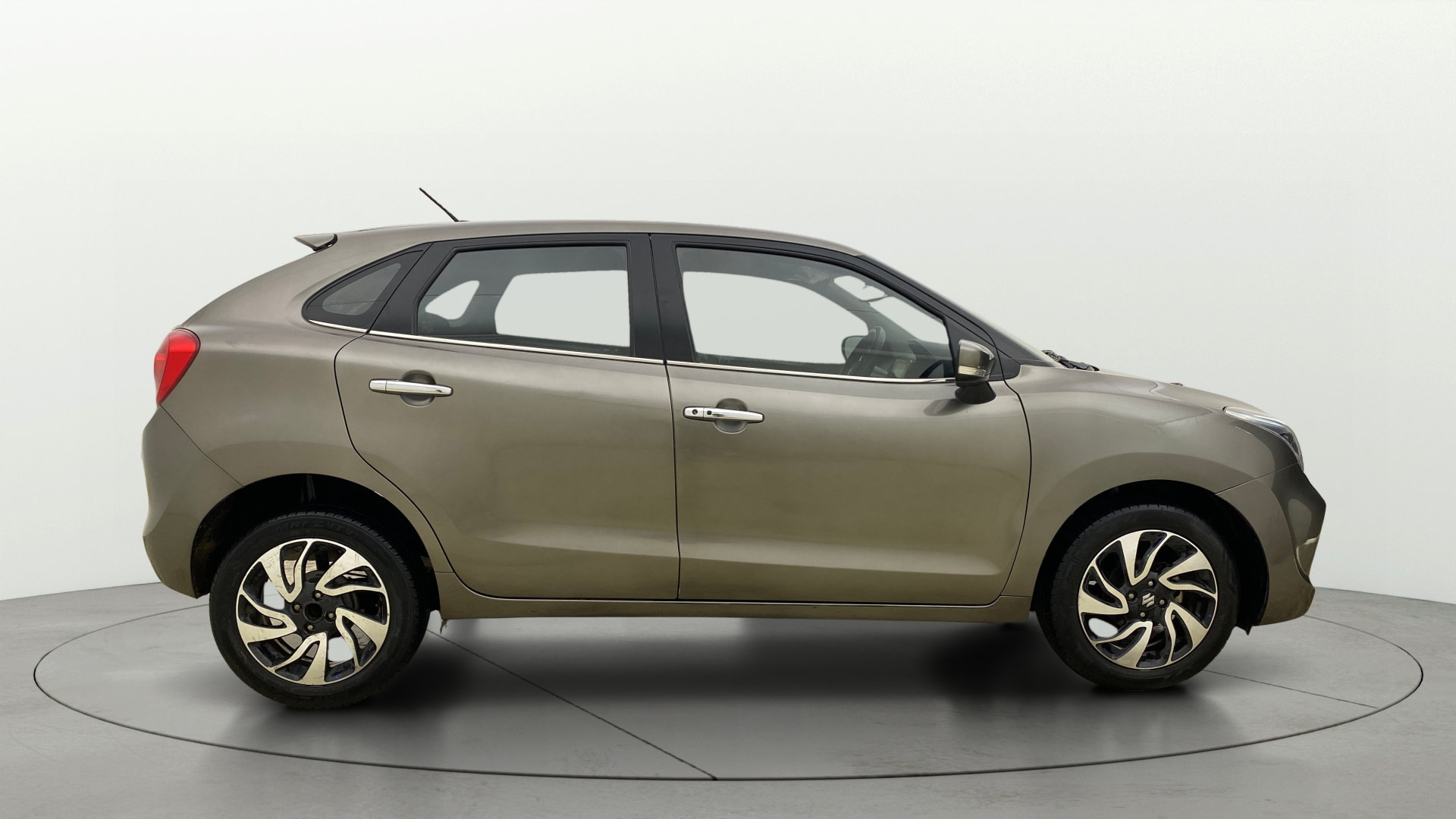 View 2021 Maruti Suzuki 1000 Base Variant Image 26 Used 2021 Maruti Suzuki 1000 Base Variant Image 26