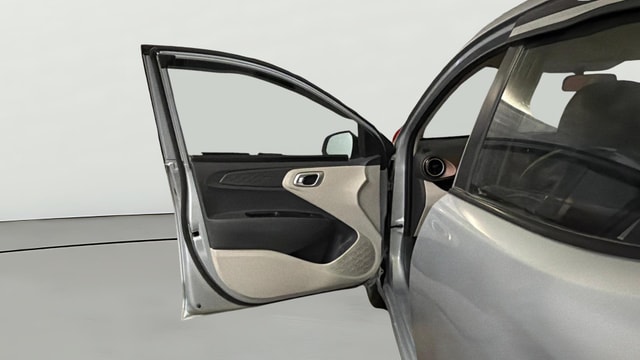 View Hyundai Aura Image 31 Used Hyundai Aura Image 31