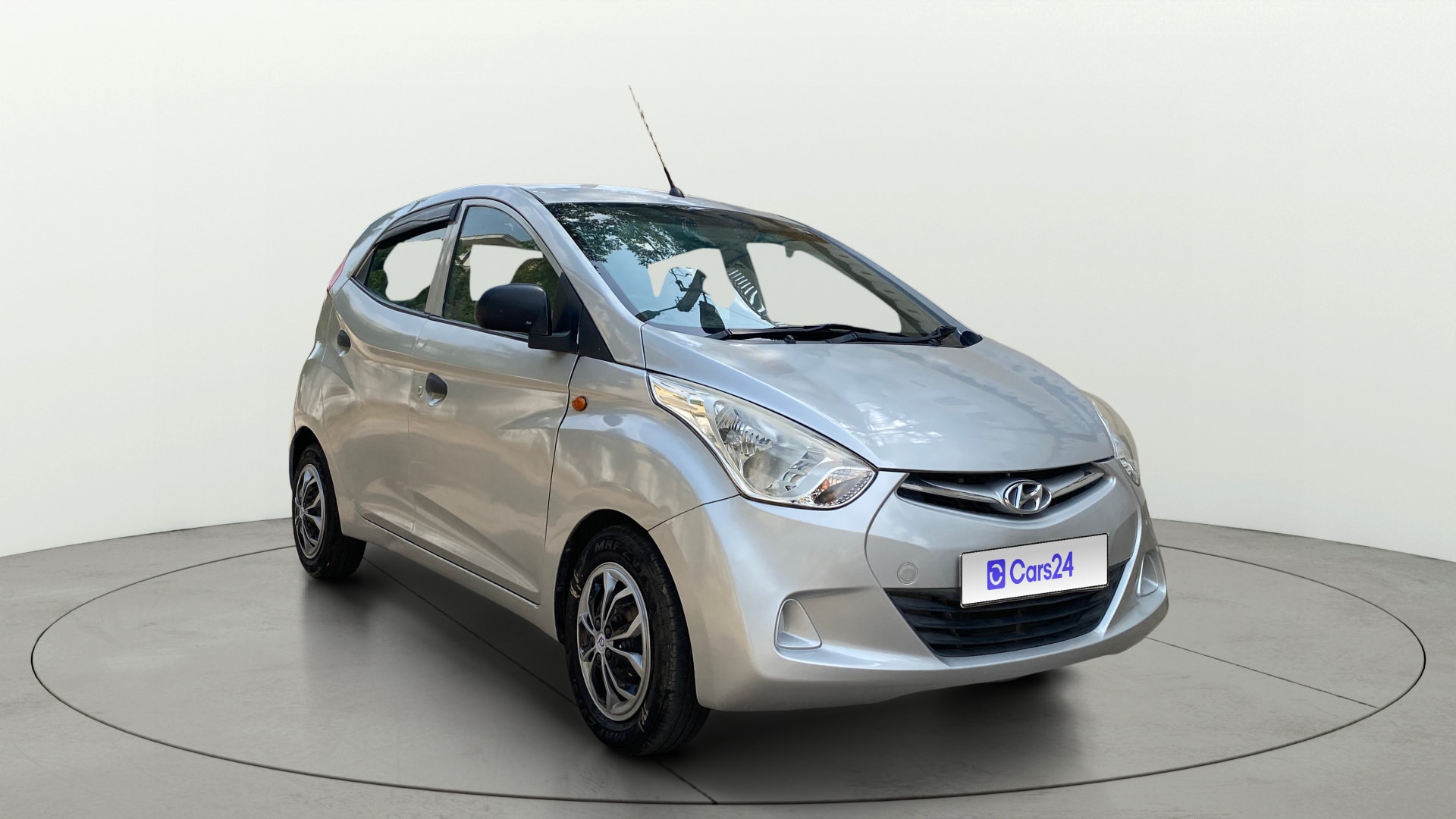 View 2017 Hyundai EON Magna Plus Image 35 Used 2017 Hyundai EON Magna Plus Image 35