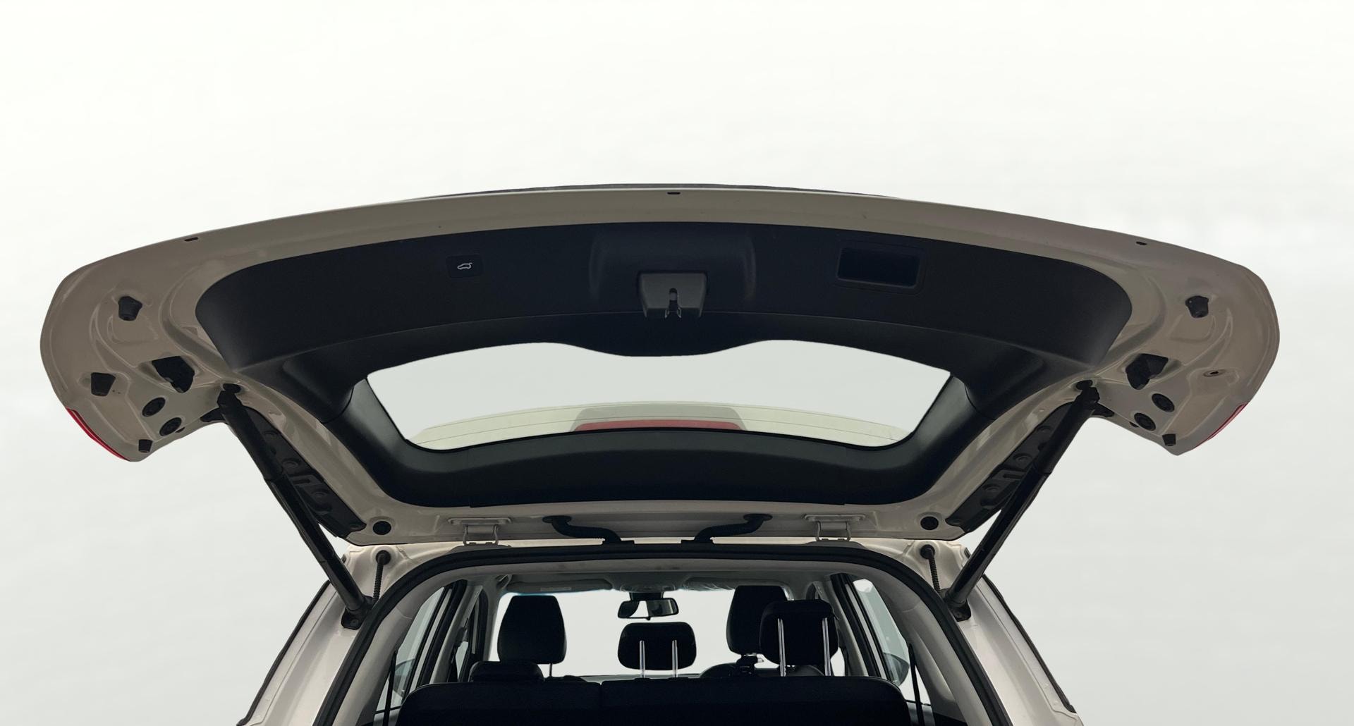 View 2020 MG Hector Sharp Hybrid BS IV Image 17 Used 2020 MG Hector Sharp Hybrid BS IV Image 17