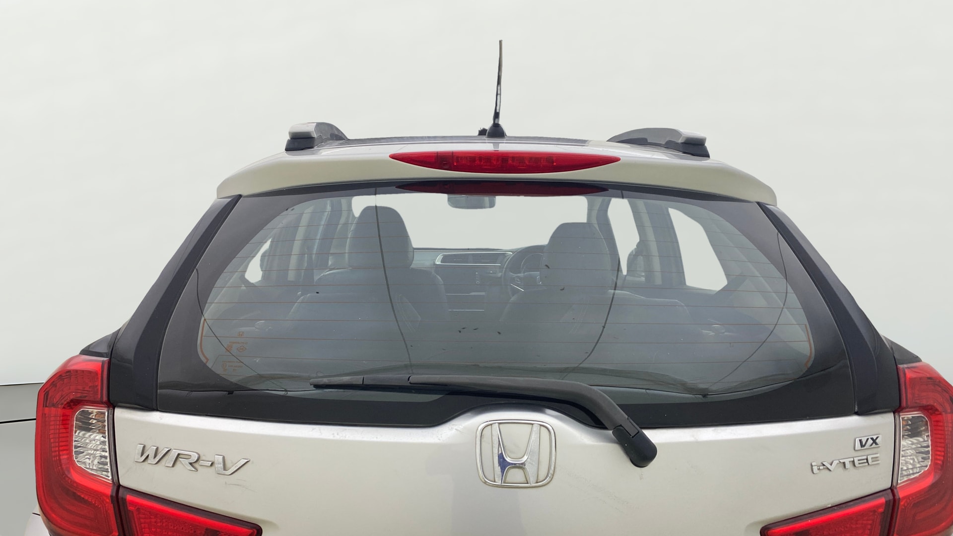 View 2017 Honda WR-V S MT Diesel Edge Edition Image 3 Used 2017 Honda WR-V S MT Diesel Edge Edition Image 3