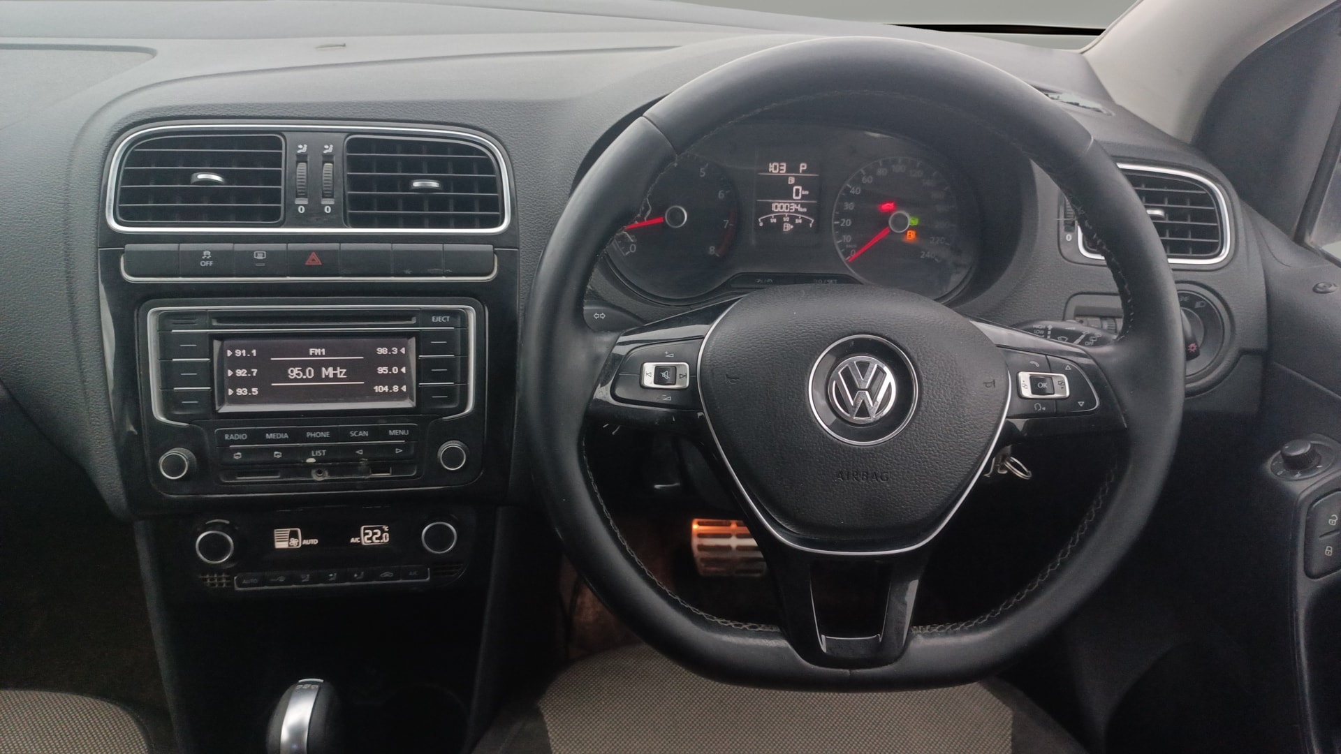 View 2015 Volkswagen Polo GT TSI Image 21 Used 2015 Volkswagen Polo GT TSI Image 21