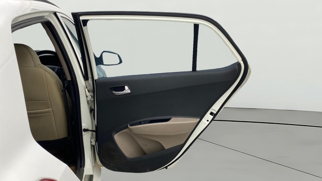 View Hyundai Grand i10 Image 7 Used Hyundai Grand i10 Image 7