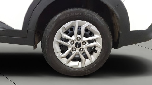 View Kia Carens Image 11 Used Kia Carens Image 11