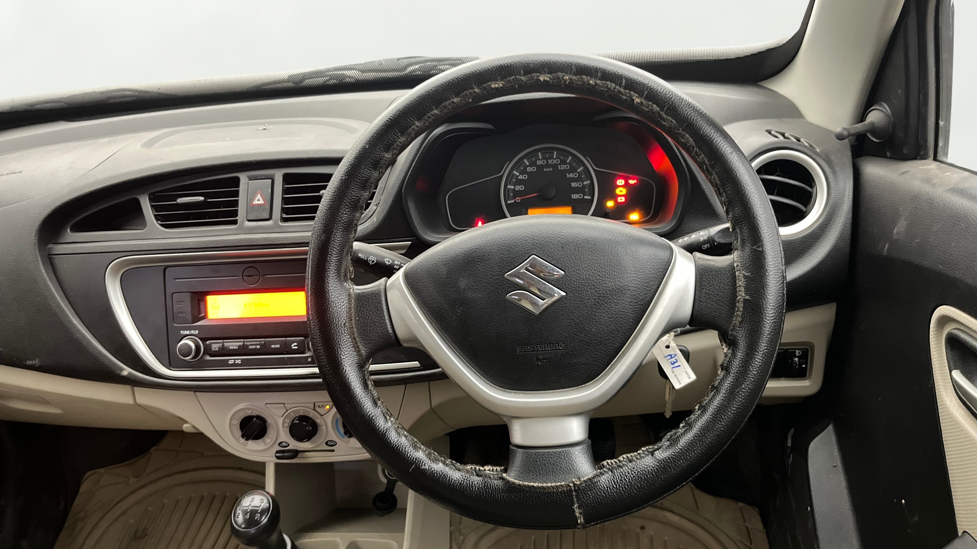 View 2020 Maruti Suzuki 1000 Base Variant Image 20 Used 2020 Maruti Suzuki 1000 Base Variant Image 20