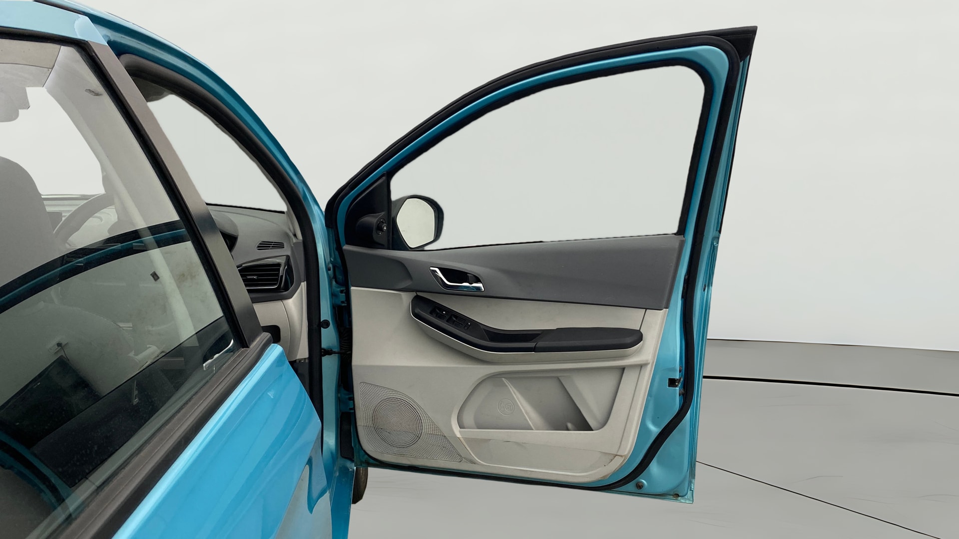 Used 2025 Tata Tiago Used 2025 Tata Tiago