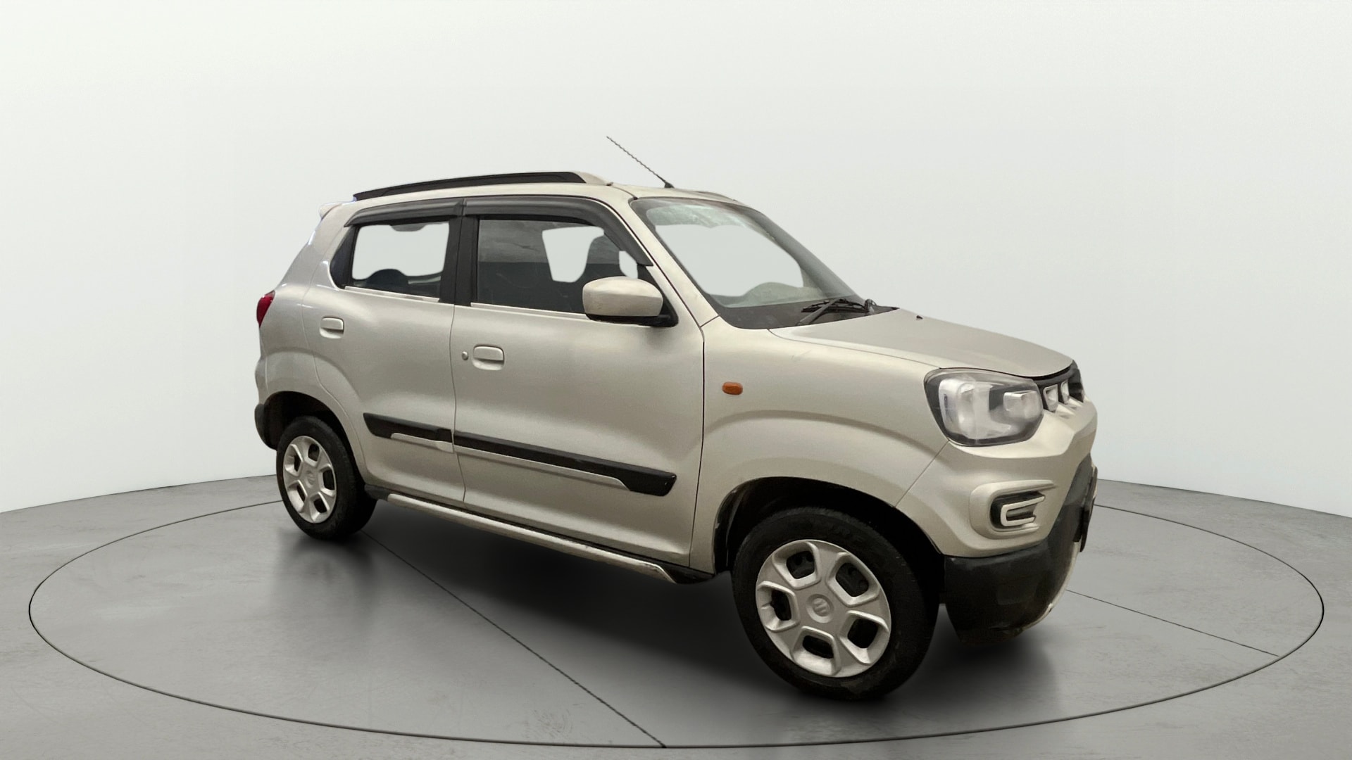 View 2022 Maruti Suzuki 1000 Base Variant Image 21 Used 2022 Maruti Suzuki 1000 Base Variant Image 21
