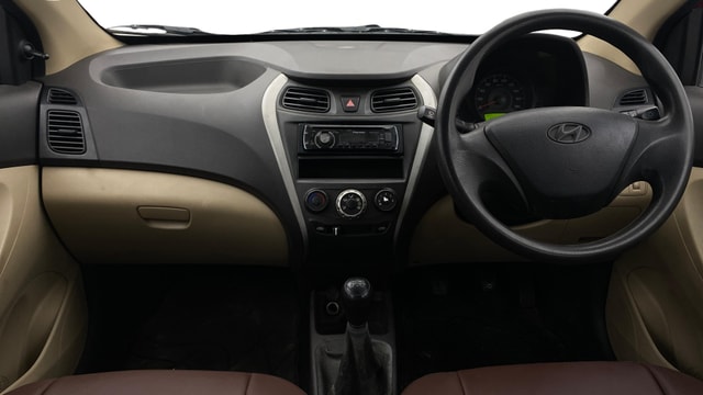 View Hyundai EON Image 15 Used Hyundai EON Image 15