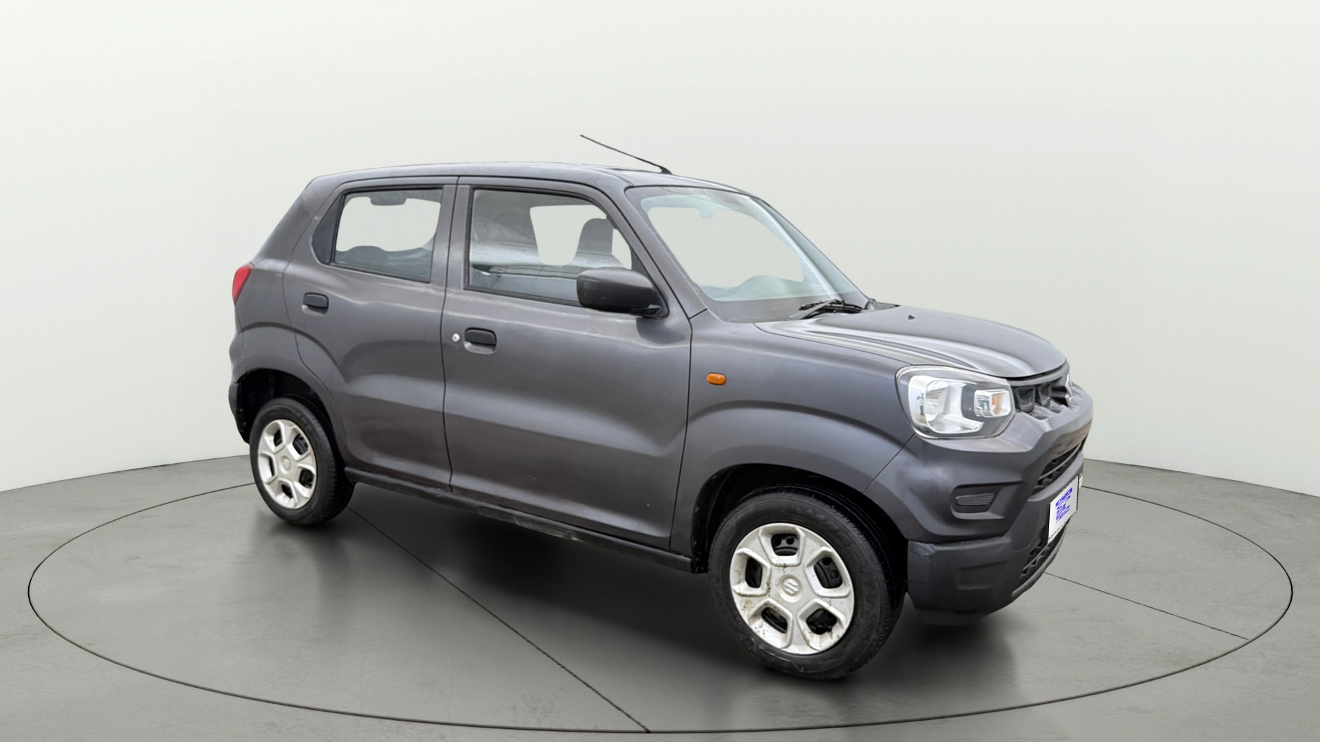 View 2023 Maruti Suzuki 1000 Base Variant Image 21 Used 2023 Maruti Suzuki 1000 Base Variant Image 21