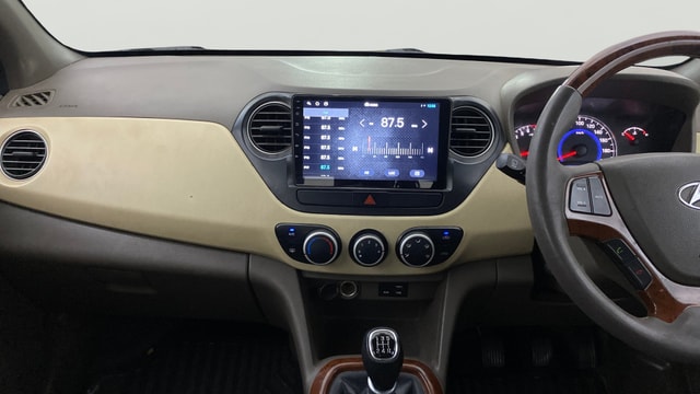 View Hyundai Grand i10 Image 17 Used Hyundai Grand i10 Image 17