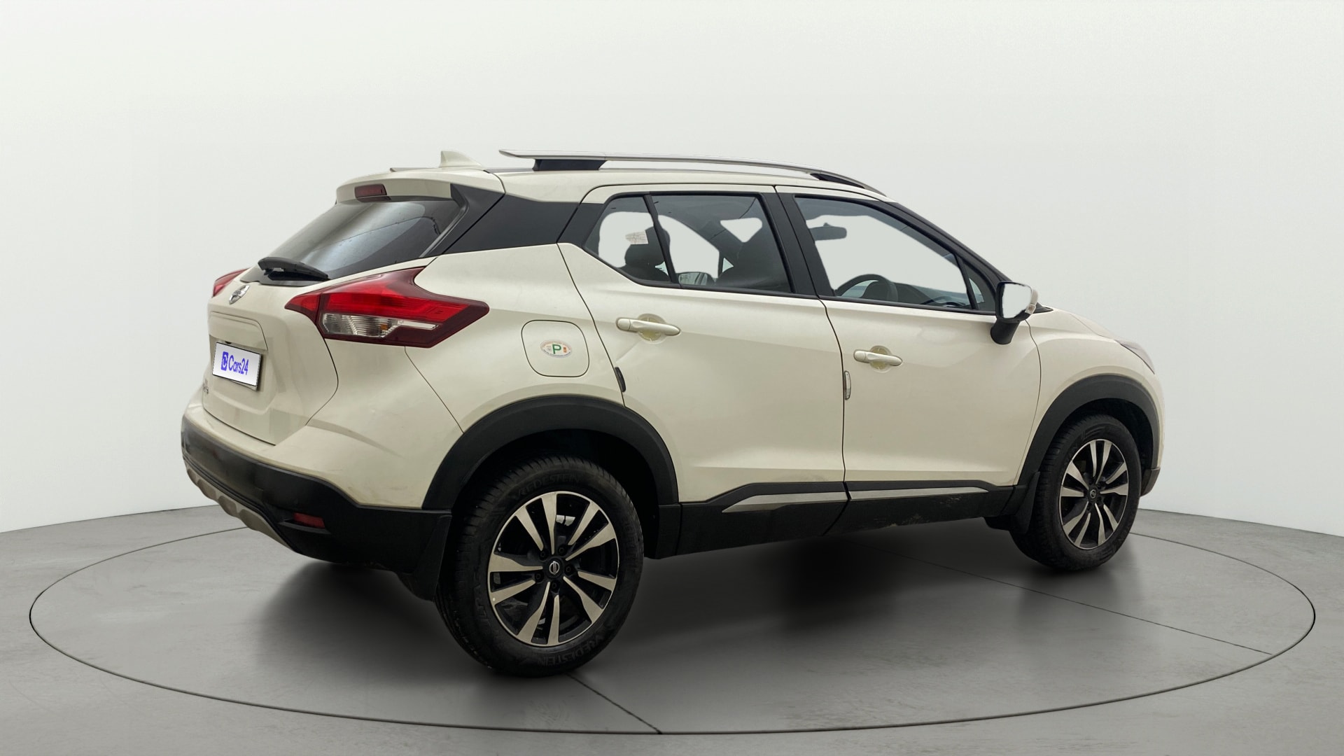 Used 2021 Nissan Kicks Used 2021 Nissan Kicks