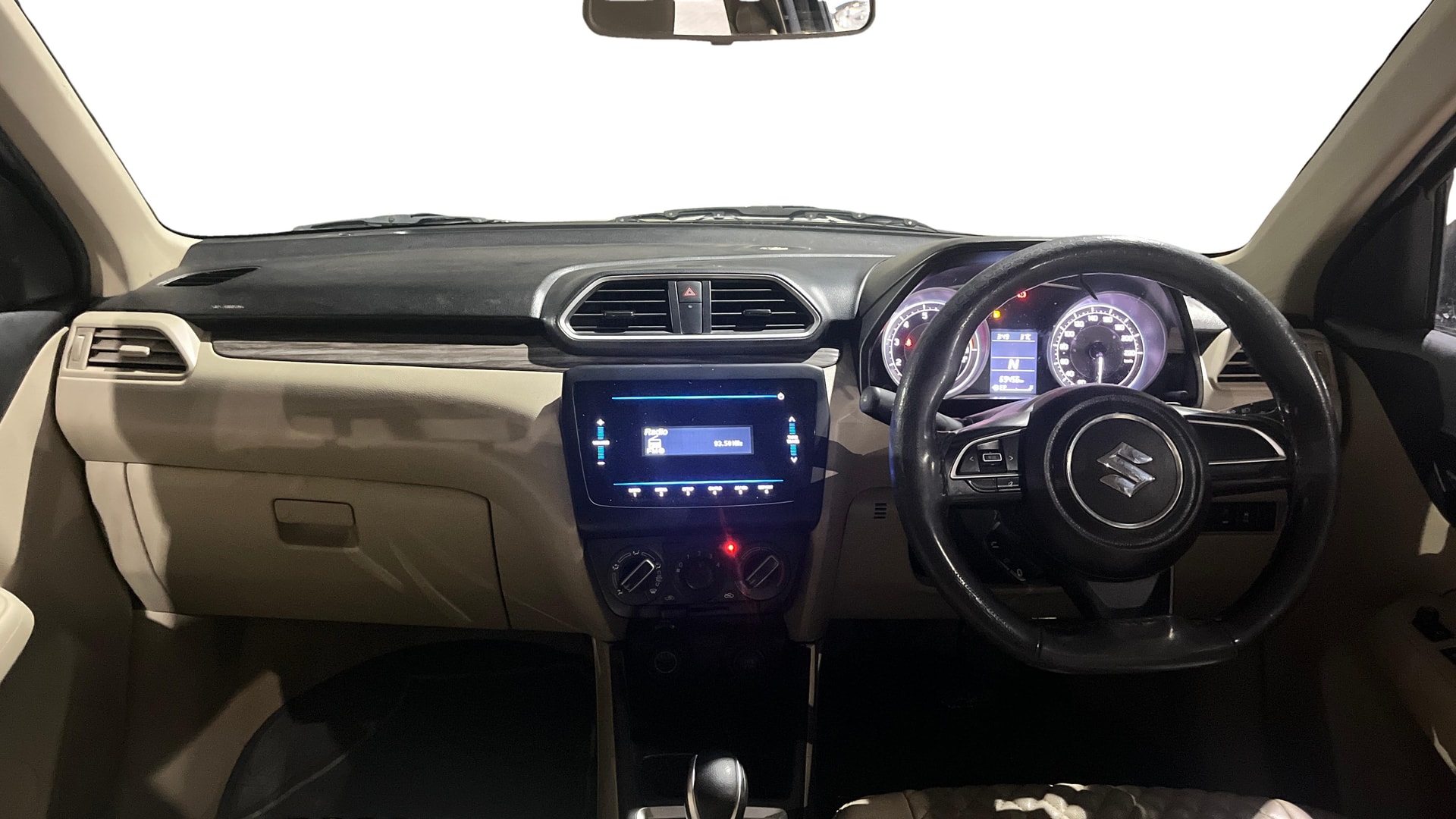 View 2022 Maruti Suzuki 1000 Base Variant Image 15 Used 2022 Maruti Suzuki 1000 Base Variant Image 15