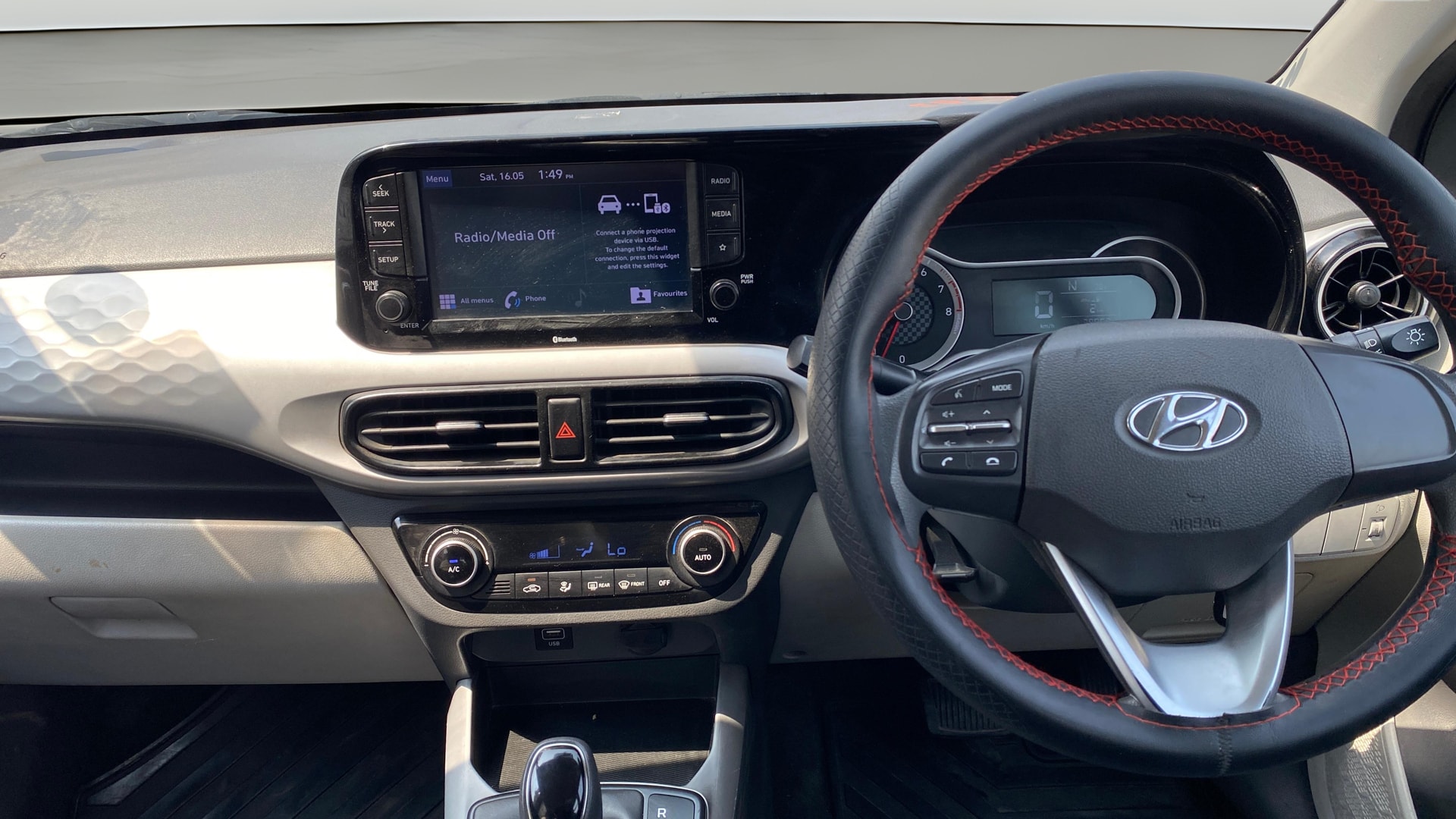 View 2022 Hyundai Grand i10 Nios Sportz Petrol AMT Image 17 Used 2022 Hyundai Grand i10 Nios Sportz Petrol AMT Image 17