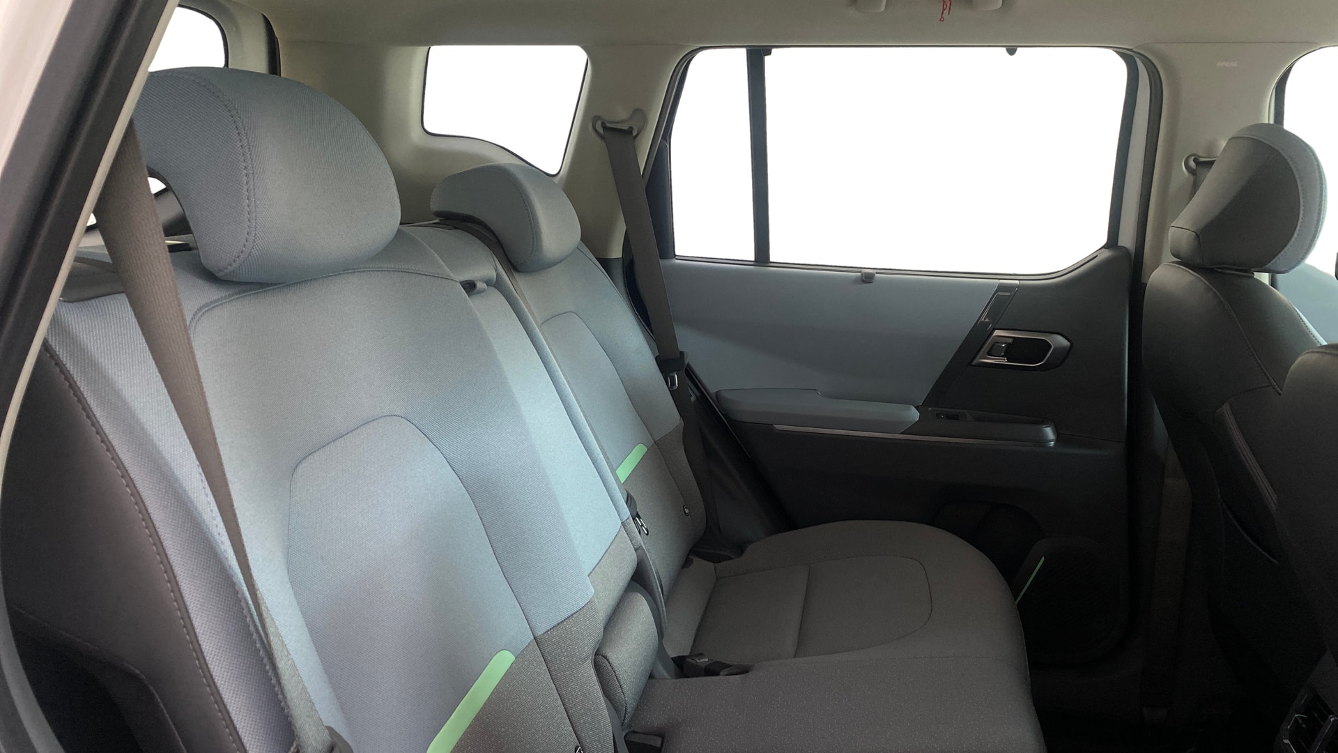 View 2025 Kia Syros HTX Plus (O) DCT Petrol Image 30 Used 2025 Kia Syros HTX Plus (O) DCT Petrol Image 30