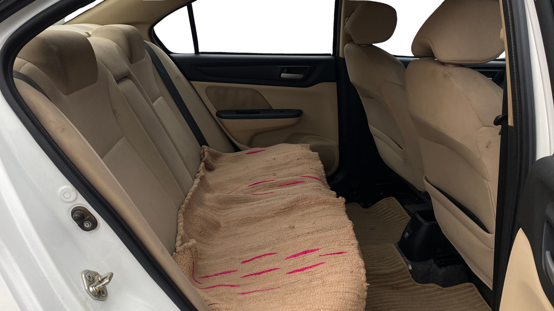 View 2019 Honda Amaze E MT Petrol BS IV Image 38 Used 2019 Honda Amaze E MT Petrol BS IV Image 38